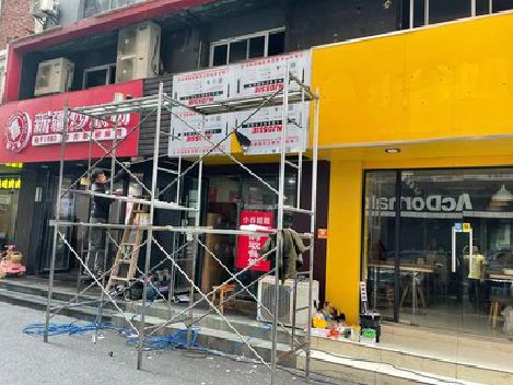 广昌制作广告招牌如何避免它发黄？